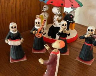 Dia de los muertos Nun Quartet and Conductor
