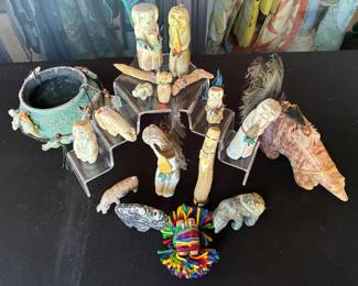 Zuni signed fetishes incl. Weakhee family, Todd Poncho, Maovelita Phillips