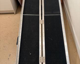 Wheel chair ramp