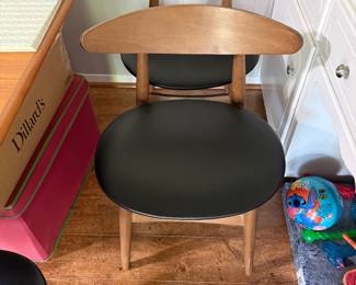 Modern chairs (6)