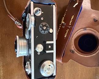 Argus C3 "Brick" 35mm Rangefinder Camera with Argus Coated Cintar 50mm f/3.5 Lens and Case