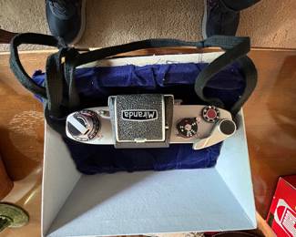Miranda DR-1.9 35mm SLR Camera