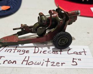 VINTAGE DIECAST IRON HOWITZER