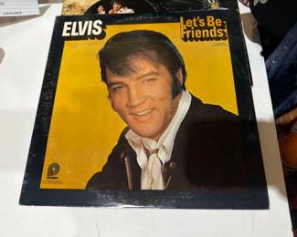 ELVIS RECORD ALBUM