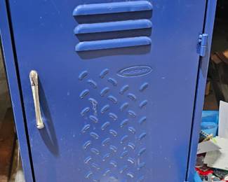METAL CABINET