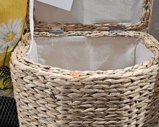 HAMPER BASKET