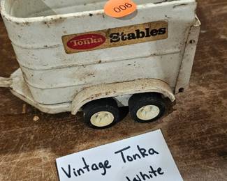 VINTAGE TONKA STABLES WHITE HORSE TRAILER