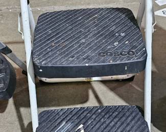 STEP STOOL