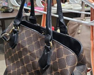 PURSE