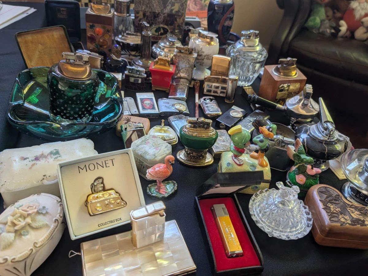 Vintage Lighters & Ashtrays
