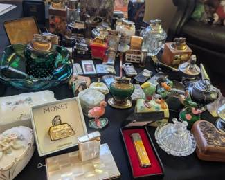 Vintage Lighters & Ashtrays