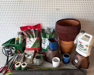 g Gardening Tool and Supply Kit with Pots, Fertilizers, and Hand Tools