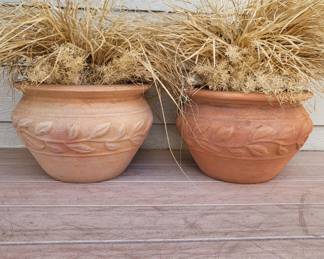 g Pair of Terracotta Planters with Leaf Embossed Design