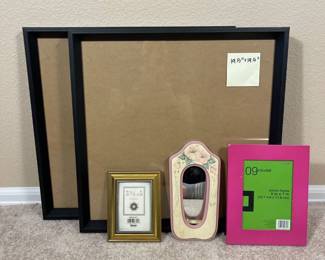 d Five Decorative Photo Frames and Mirror