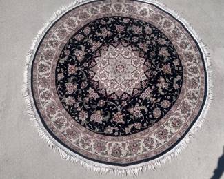 d Round Traditional Style Area Rug