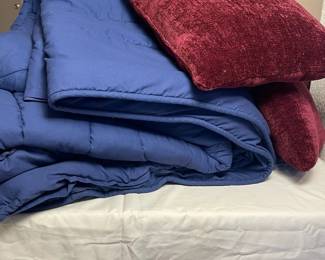 z lue Comforter Set with Two Plush Burgundy Pillows