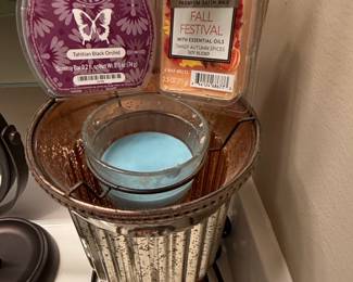Scentsy Tahitian Black Orchid Wax Melts and Tuscany Candle Fall Festival Wax Melts with Wax Warmer
