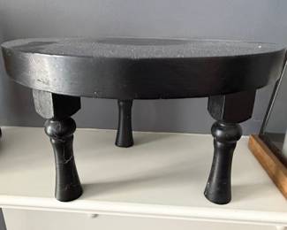 Black Turned Leg Pedestal Stand