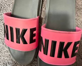 Nike Women's Offcourt Slide Sandals