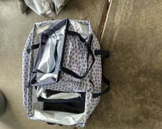 Thirty One Gifts Deluxe Utility Tote