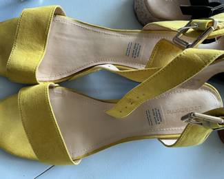 Liz Claiborne Women's Yellow Suede Wedge Sandals