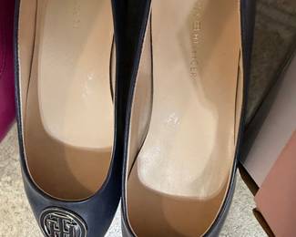 Tommy Hilfiger Women's Navy Blue Ballet Flats with Logo Emblem