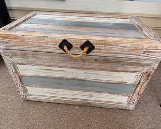 Rustic Farmhouse Style Storage Trunk