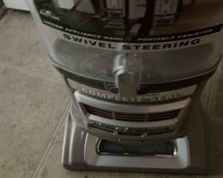 Shark Navigator Lift-Away Professional Upright Vacuum Cleaner NV356E