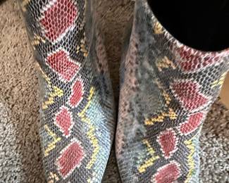 Women's Faux Snakeskin Ankle Boots