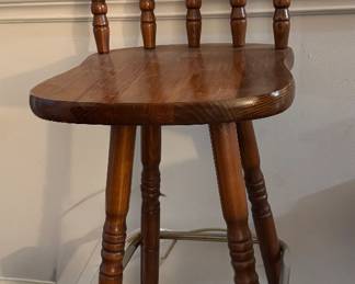 Bar stool