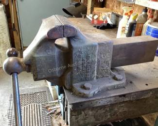 HUMUNGOUS Reed Mfg. #106 Vise
