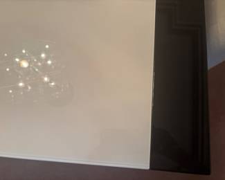 LEAVES ON EACH END OF TABLE