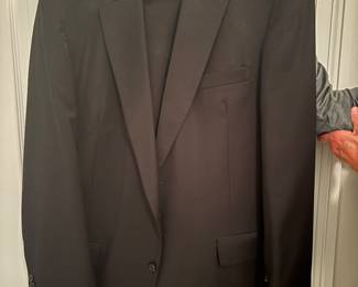 SUIT