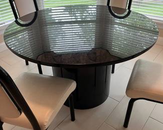 ROUND GRANITE TABLE w/ 4 CHAIRS