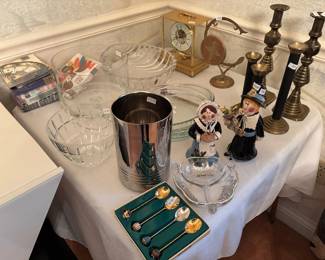 SERVING ITEMS