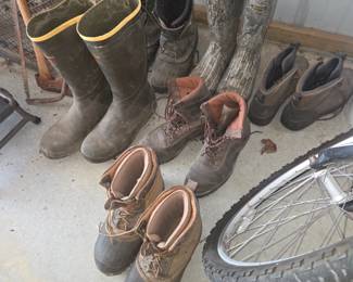 Mostly size 11  boots