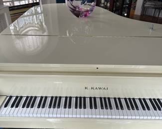K. Kawai Baby Grand Piano - Item 15 - TJ