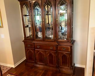Mahogany china cabinet 