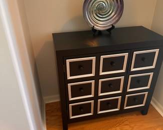 Entry/ storage cabinet 