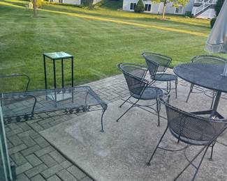 Metal patio furniture 