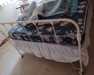 Vintage iron bed, full