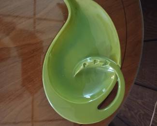 Vintage royal haeger ashtray