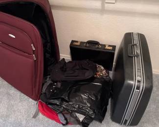 Mystery A Lot Of Luggage And Bags