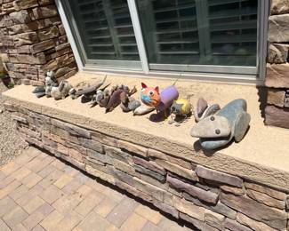 Fourteen Fabulous Decor Items Of Metal Or Stone
