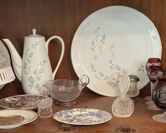 Mixture Of Dishware