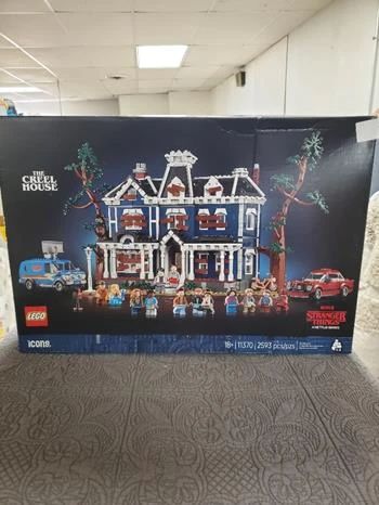 LEGO Stranger Things: The Creel House 11370