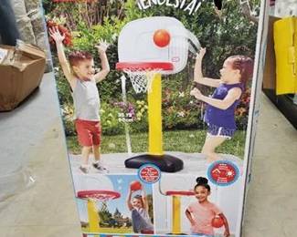 Little Tikes TotSports Basketball Set