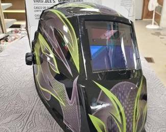 Lincoln Electric Auto-Darkening Welding Helmet