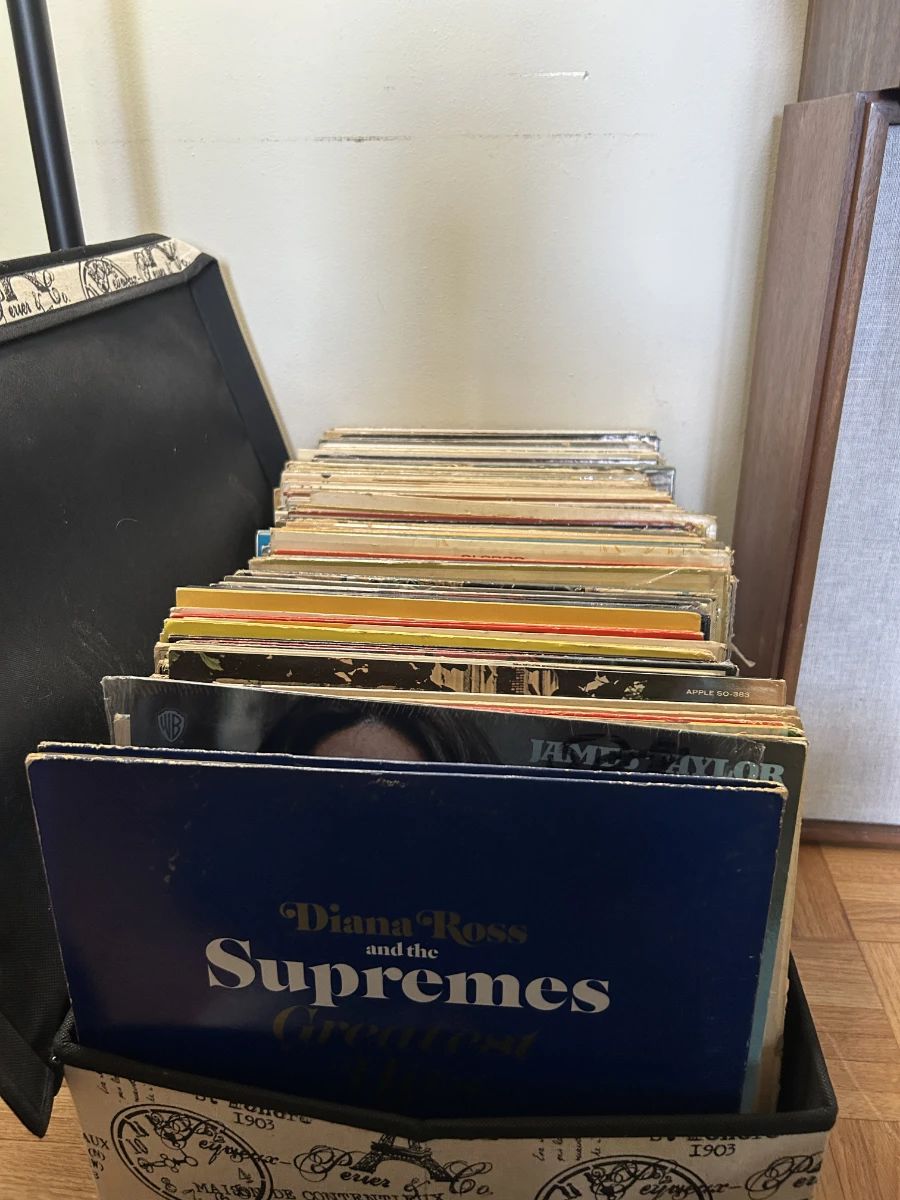 China Cat: Estate Sale in Arlington! starts on 5/22/2026