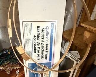 Dritz Quilter's Floor Frame with Wood Hoops